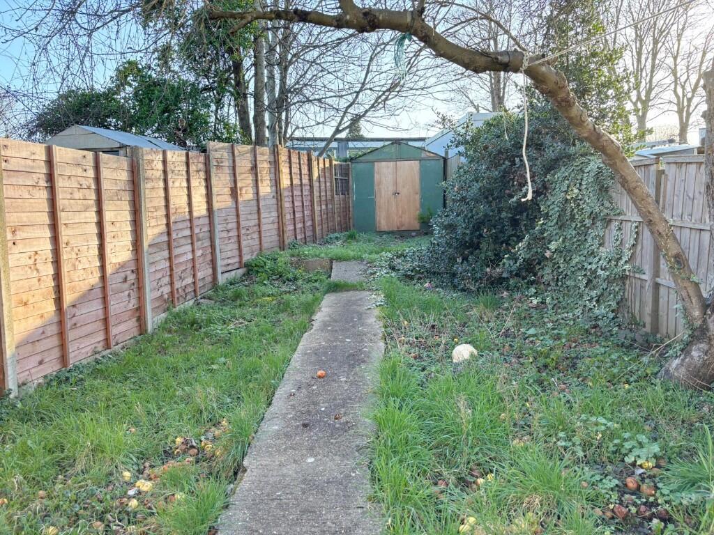 Main image of property: Elliman Avenue, Slough, Berkshire, SL2