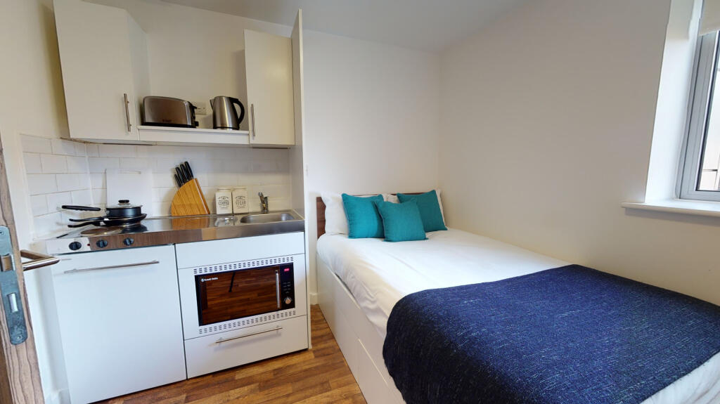 Main image of property: F26 Park House 146 - 158 Park Street, Luton, LU1