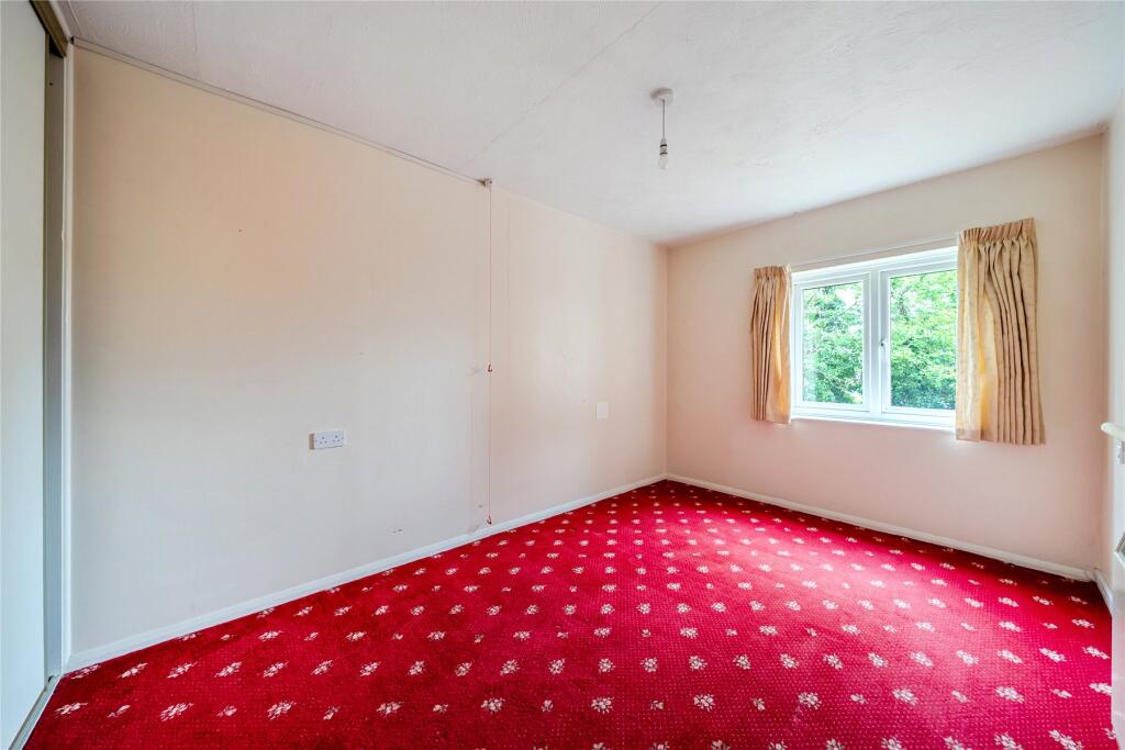 Apartment in London, West Wickham - View 4