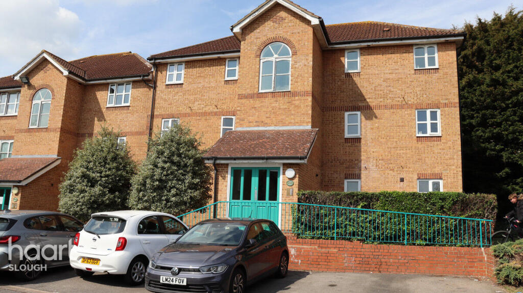 Main image of property: Worcester Gardens, Slough