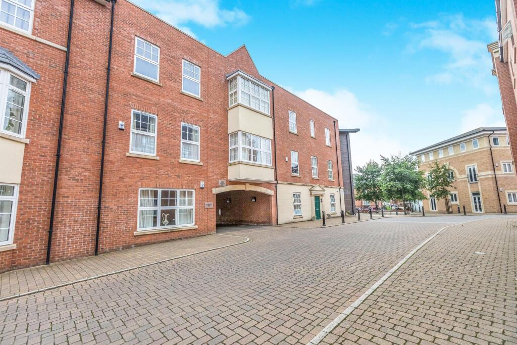 Main image of property: Chamberlain House, Diglis