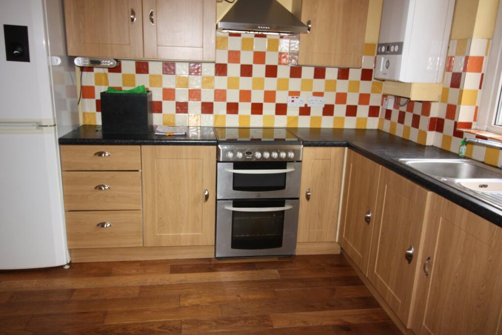 House in Doncaster - View 5