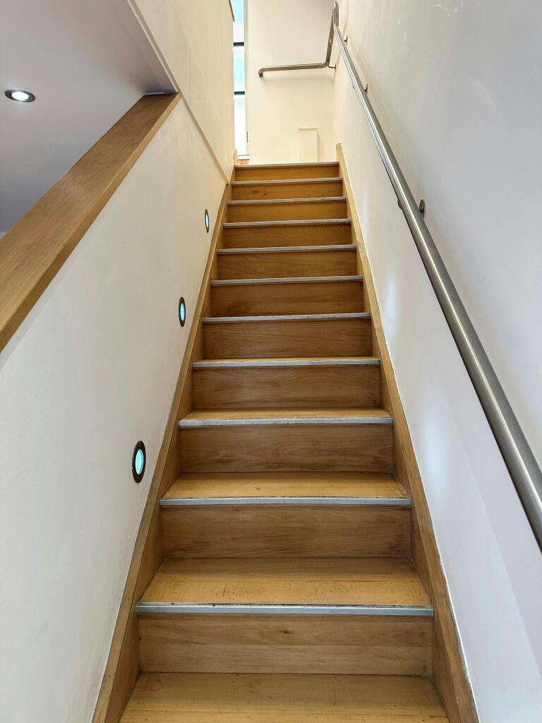 photo 4.jpg