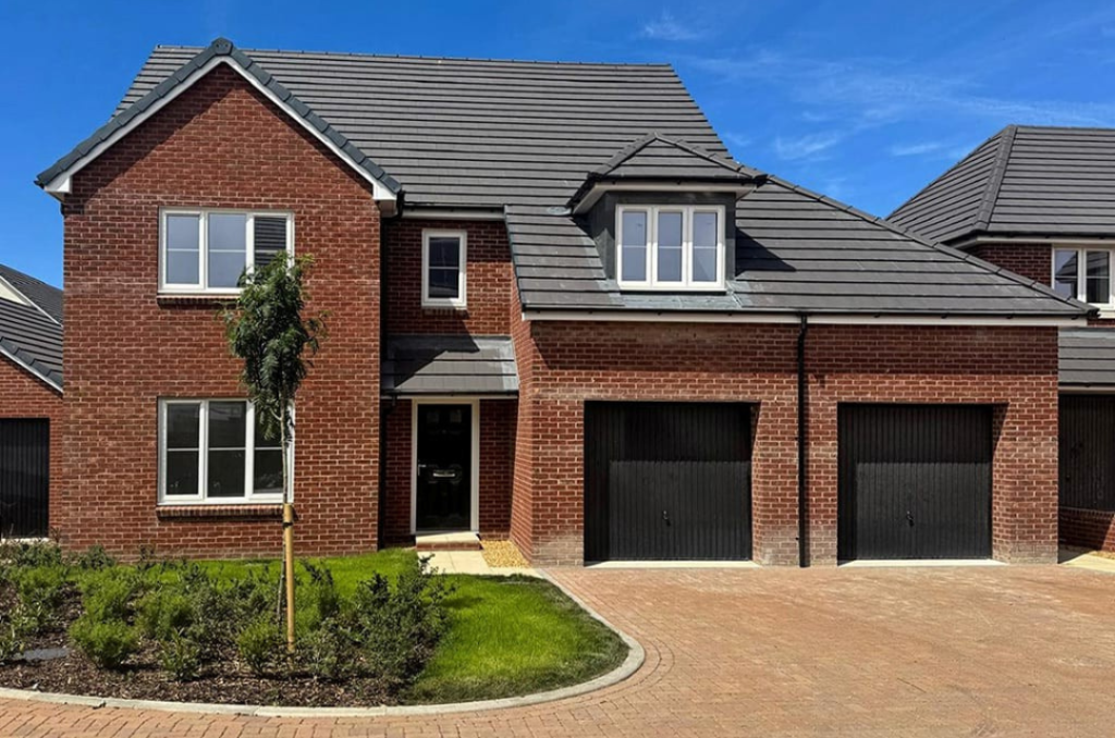 Main image of property: Chivenor Cross, Braunton,
North Devon,
EX31 4BN