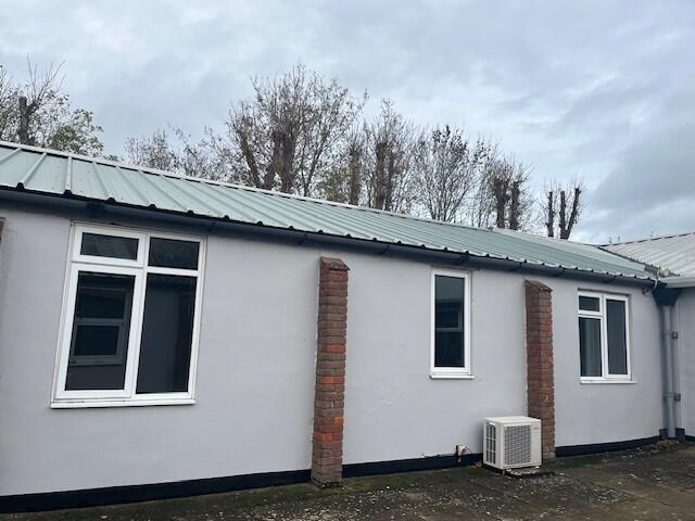 Main image of property: Unit 8A Acorn Farm Business Centre, Cublington Road, Wing, Leighton Buzzard, Buckinghamshire, LU7