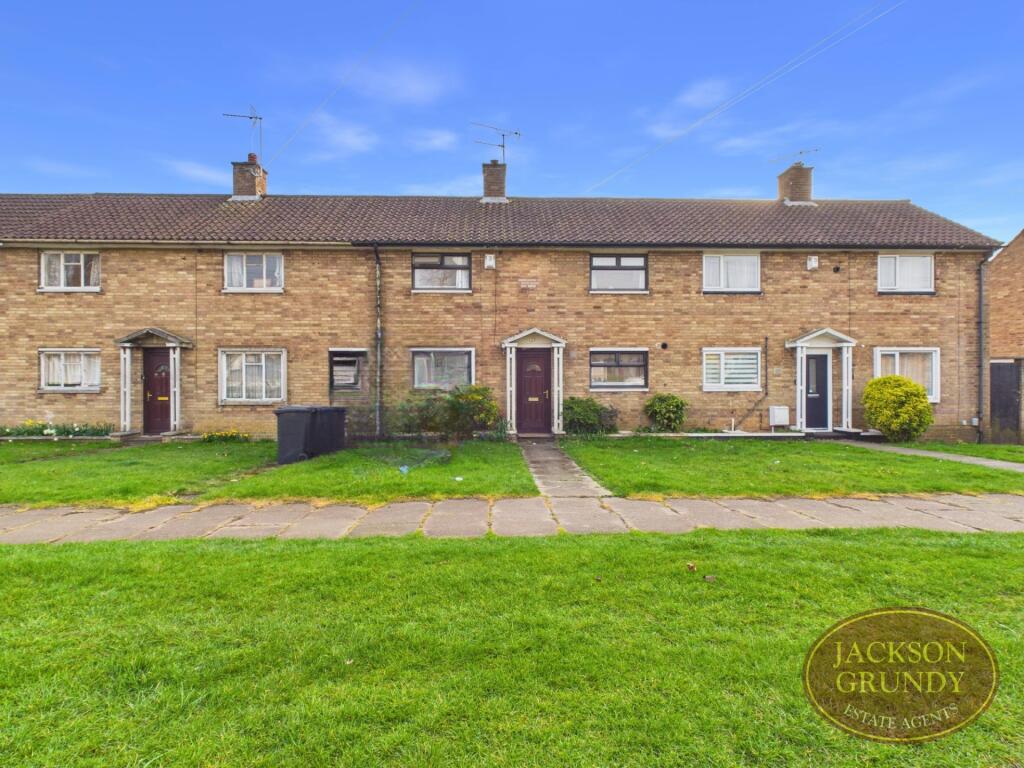 3-bed terraced on Glebeland Road, Dallington, NN5 7HA, £210,000