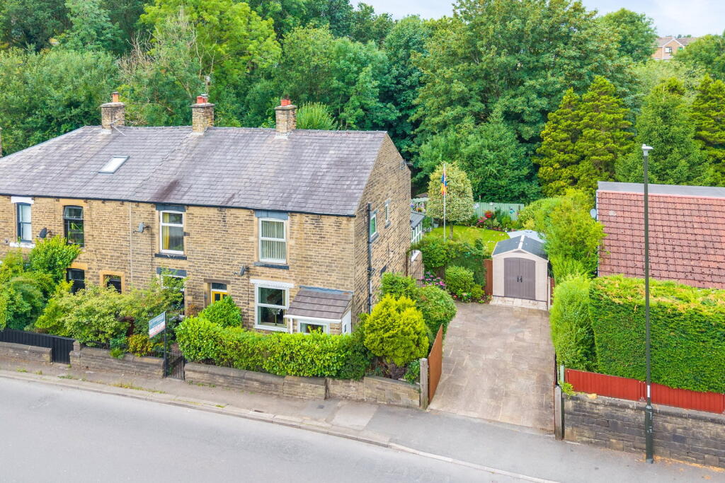 Main image of property: Primrose Lane, GLOSSOP, SK13 6LW