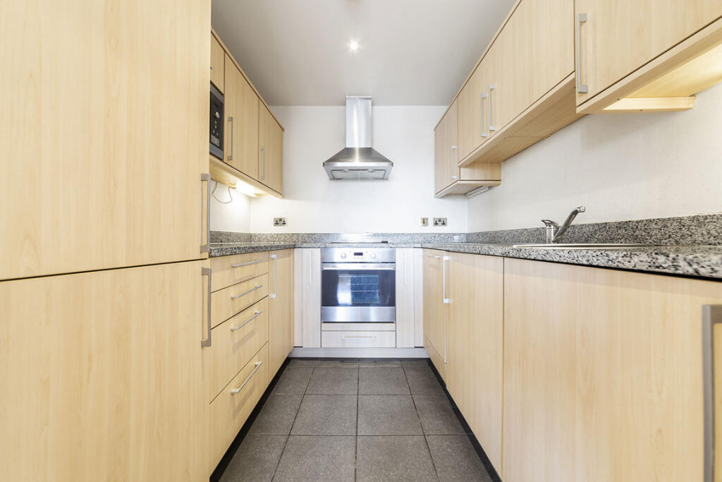 Apartment in London - View 4