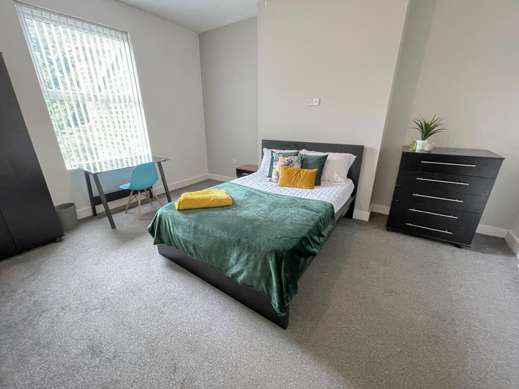 Main image of property: Arundel Avenue, L17 3BY,