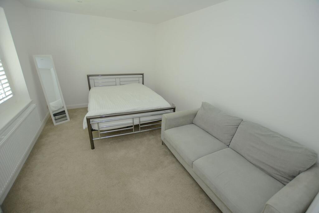 Ashburnham Drive, Brighton - More
