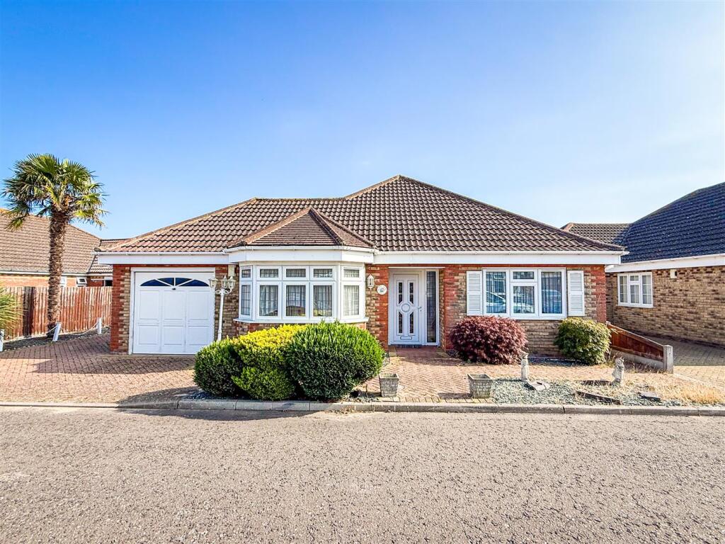 Main image of property: Sherwood Drive, Great Clacton, Essex