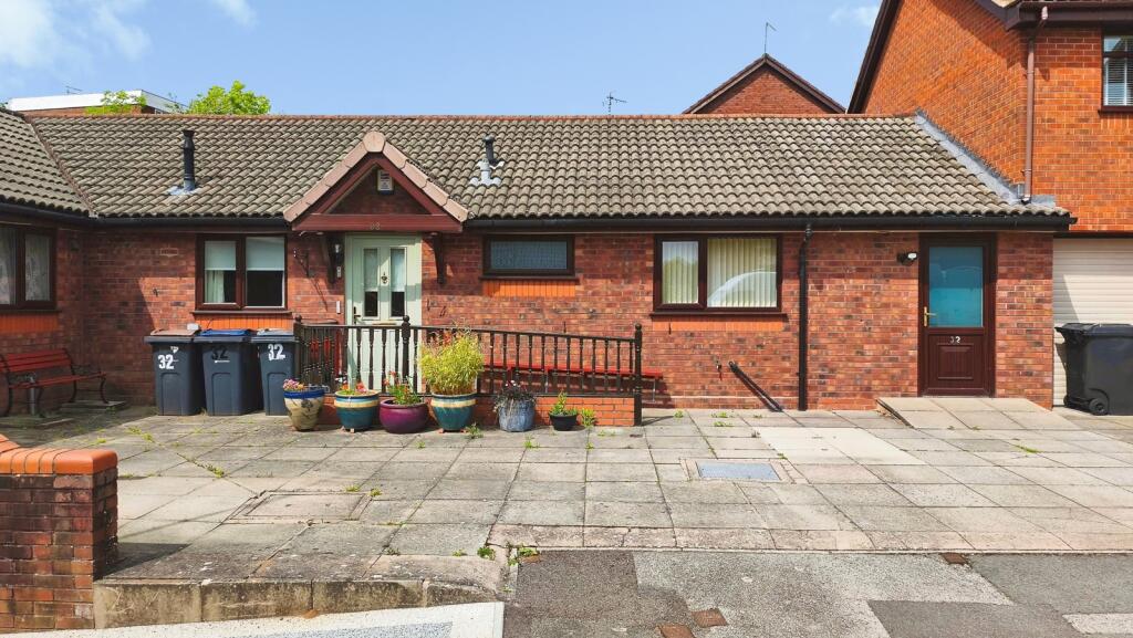 Main image of property: Elford Close, Birmingham, West Midlands