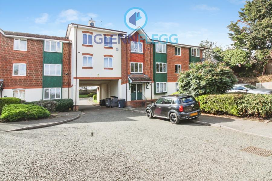 Main image of property: STUDIO, MISSENDEN GARDENS, BURNHAM, BERKSHIRE