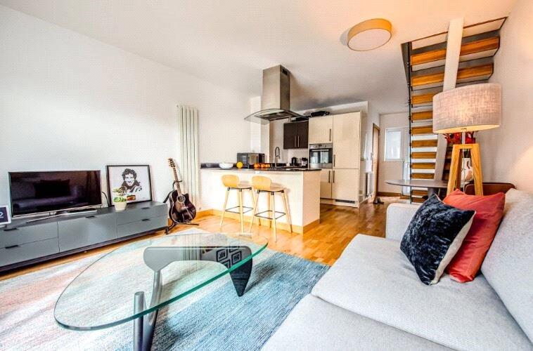 Main image of property: Flamsteed Close, Cambridge, Cambridgeshire, CB1