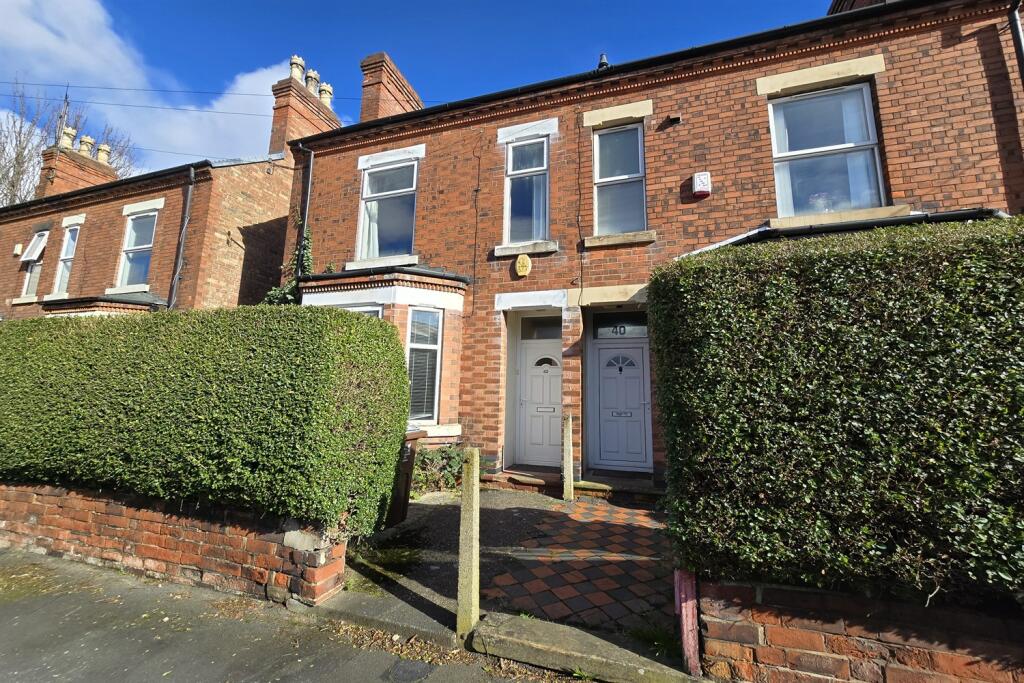 Main image of property: Lace Street, Dunkirk, NG7 2JG