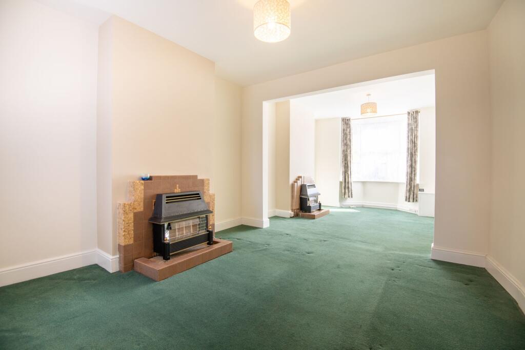 Vivian Road, Wellingborough, NN8 - View 2