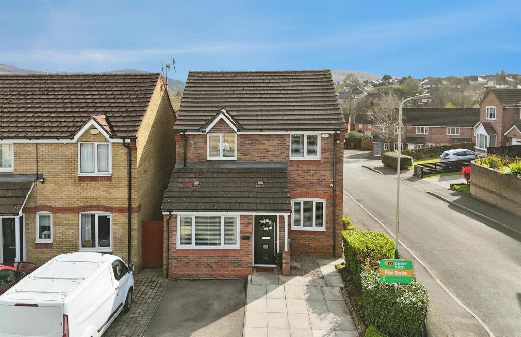 Main image of property: Gelli'r Felin, Caerphilly