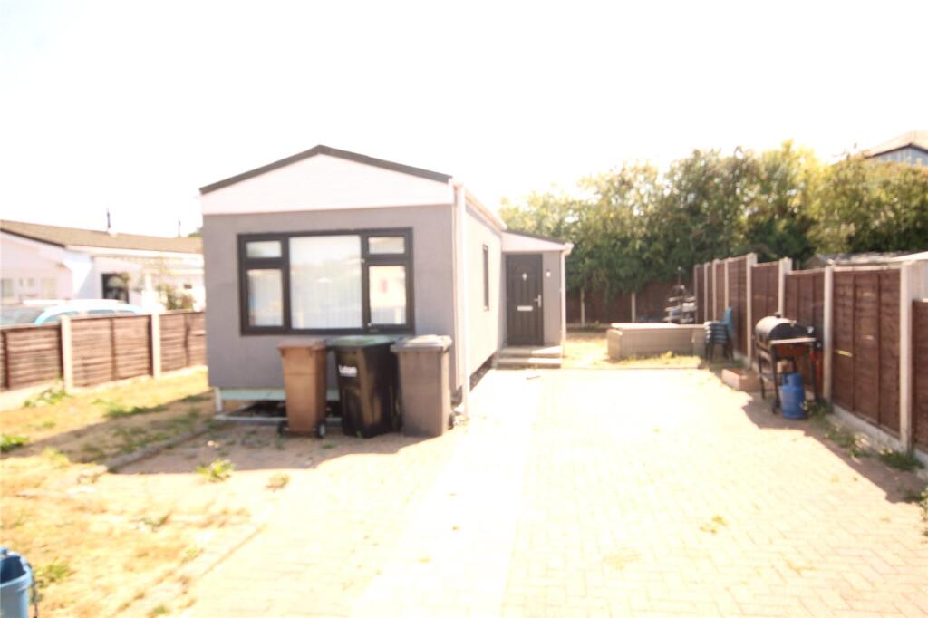 Main image of property: Stopsley Mobile Home Park, St. Thomas's Road, Luton, Bedfordshire, LU2