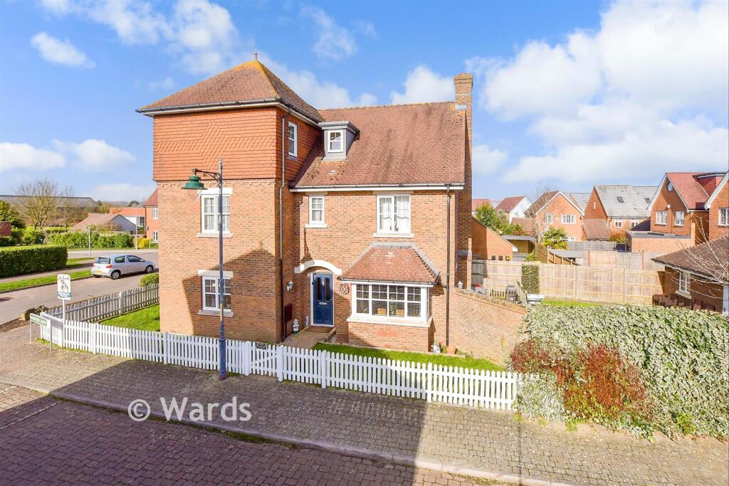 Main image of property: Woodford Grove, Kings Hill, West Malling, Kent