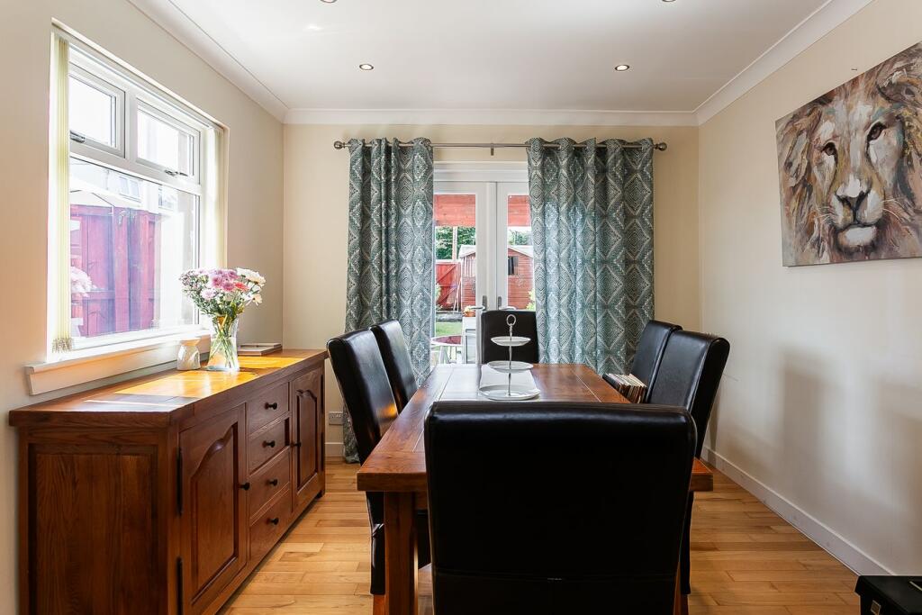 House in Penicuik, Ladywood - View 5