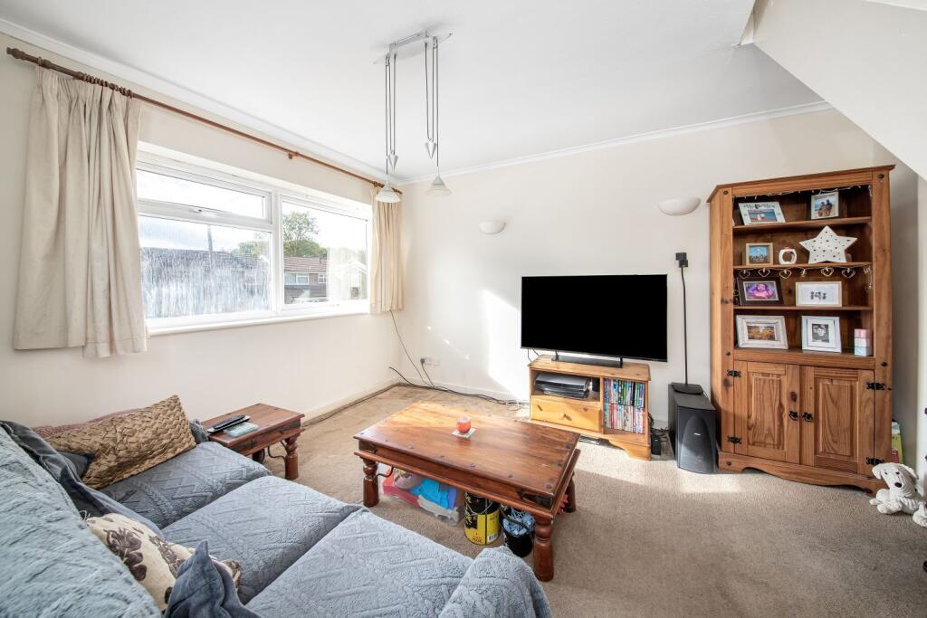 Tadmarton Road, Bloxham, Banbury, OX15 4HX photo 2