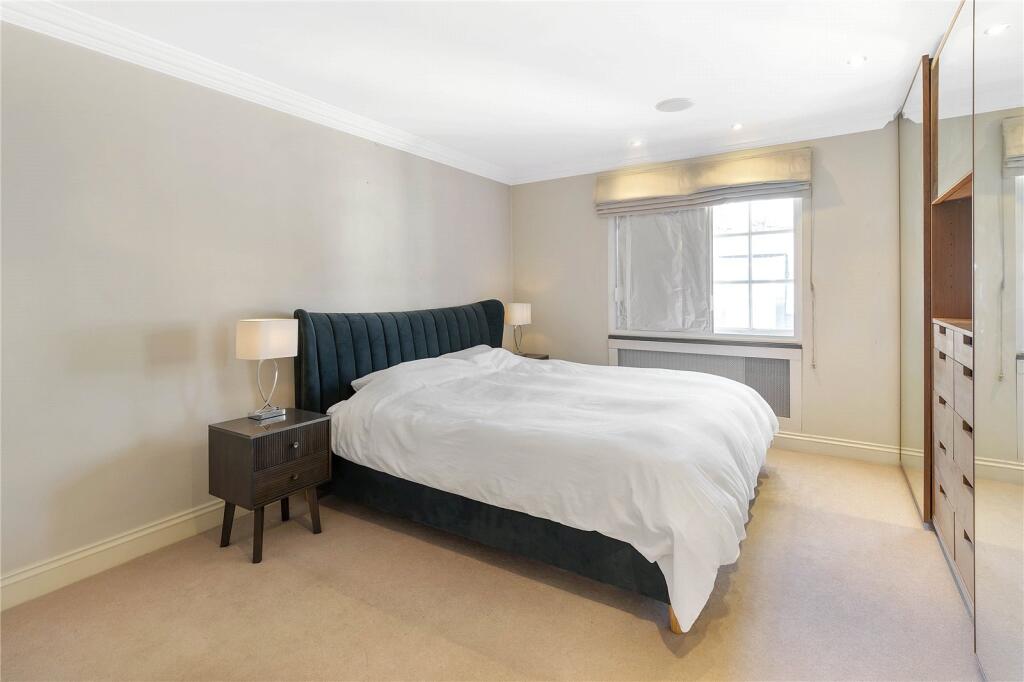 Apartment in London, Belgravia - View 5