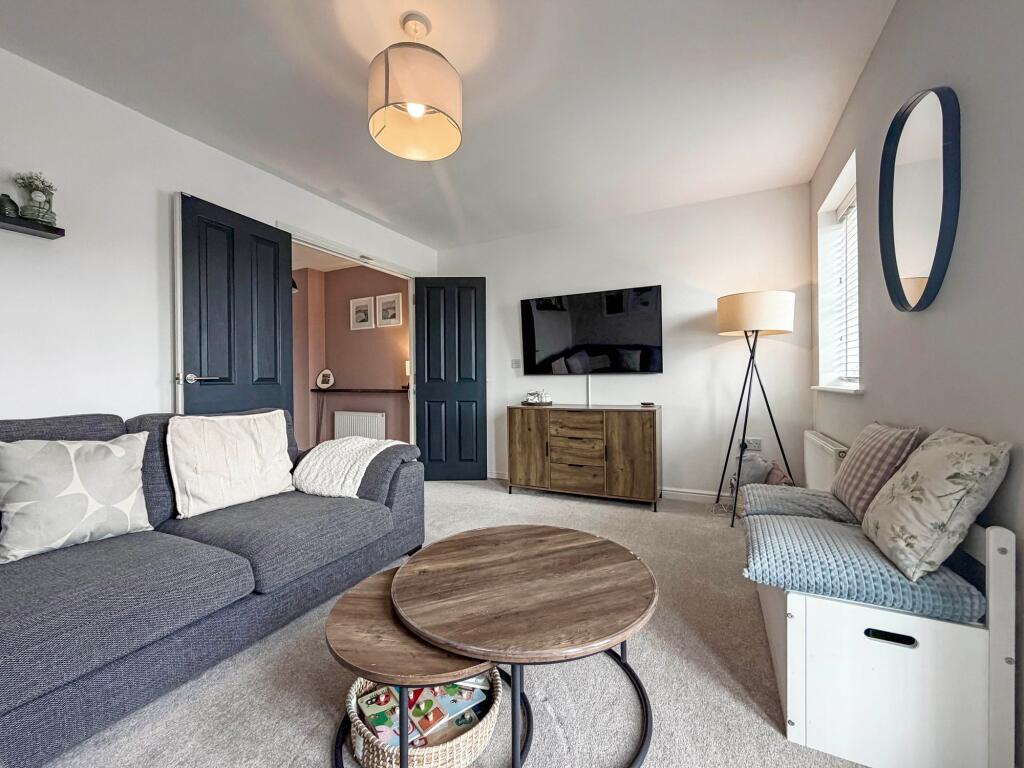 House in Cardiff - More