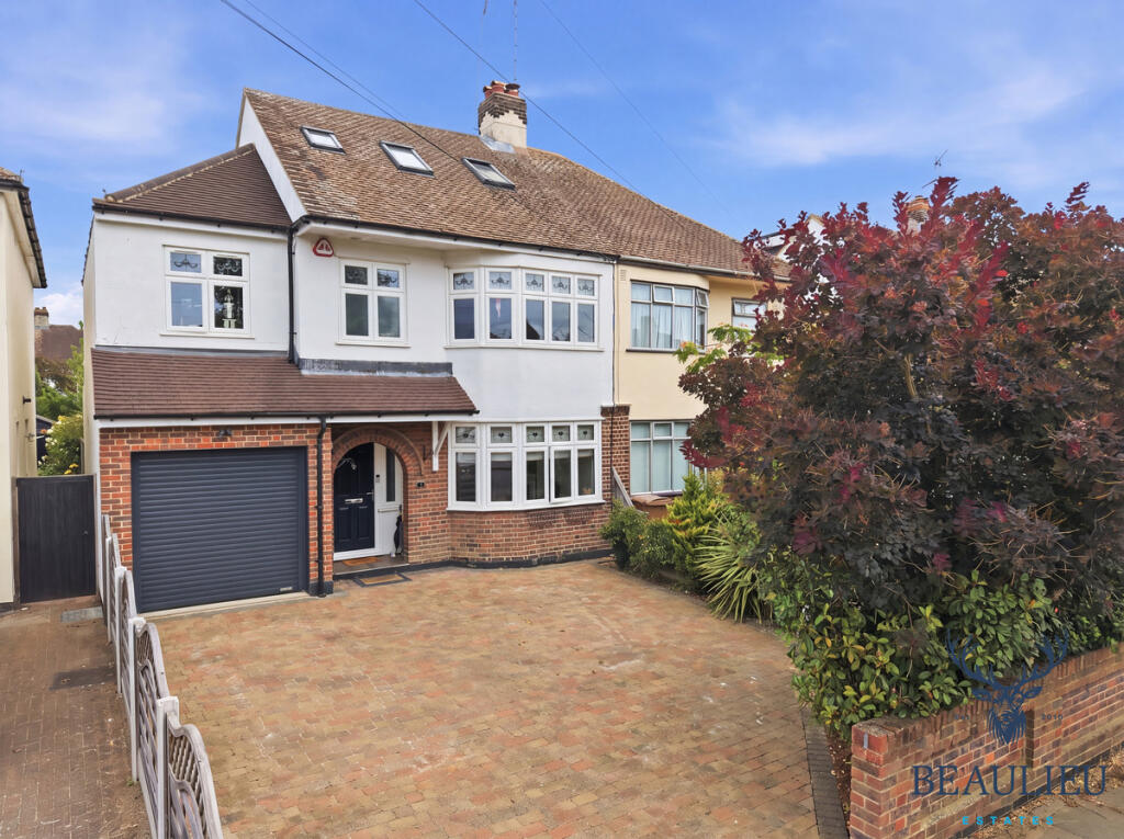 Main image of property: Second Avenue, Broomfield, CM1 4
