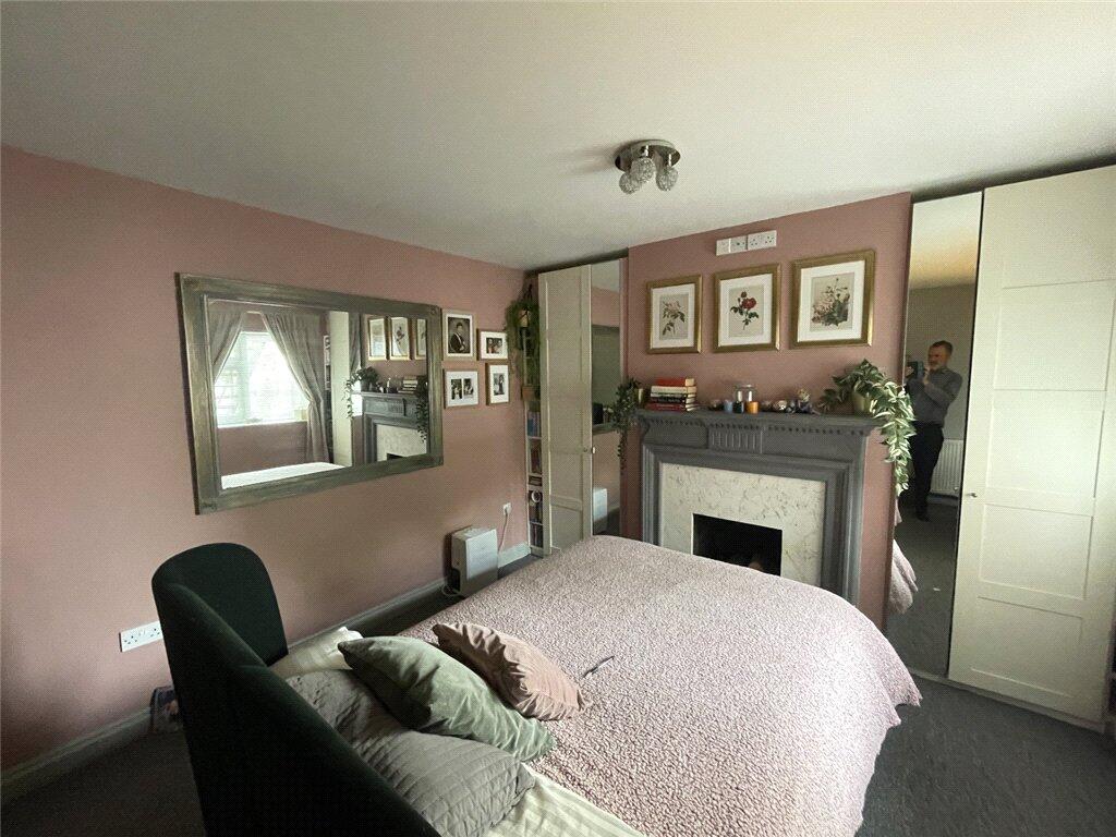 House in Stony Stratford, City of Milton Keynes - View 5