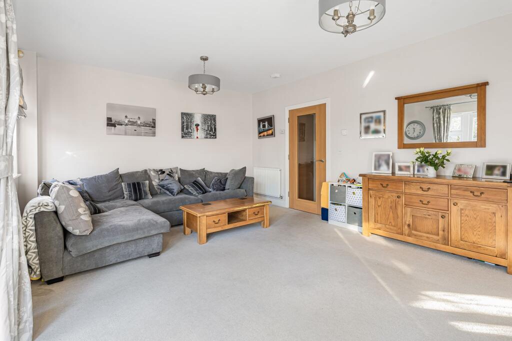 Additional image 9 of Mortimer Crescent, Kings Park, AL3