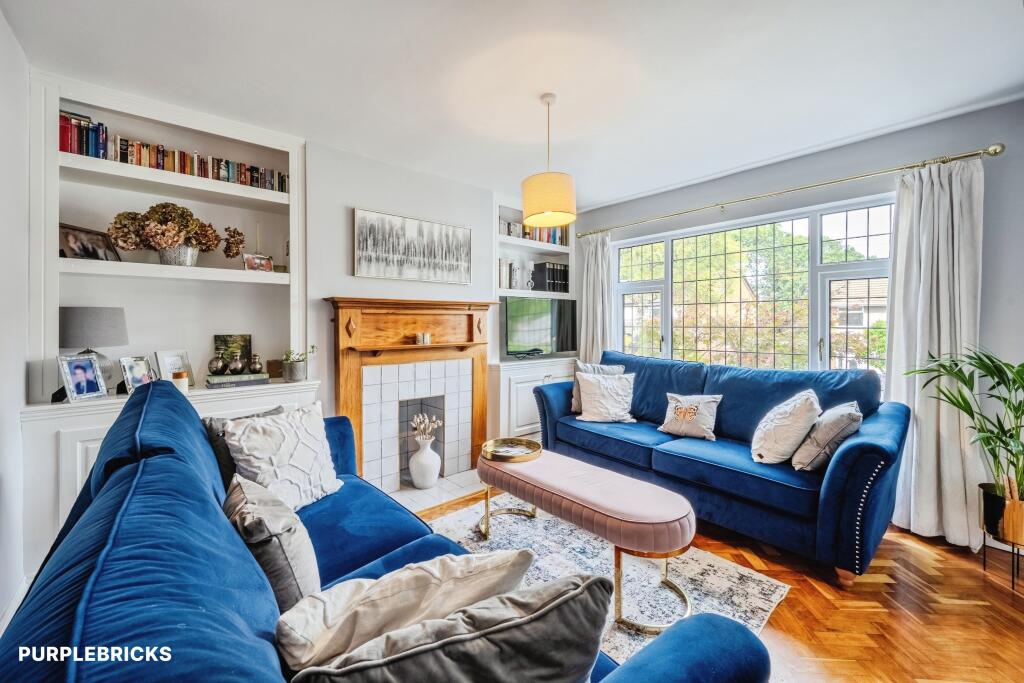 House in Newport - View 5