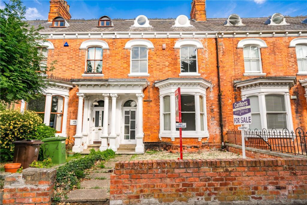 2-bed house on Abbey Road, Grimsby, DN32, £108,000
