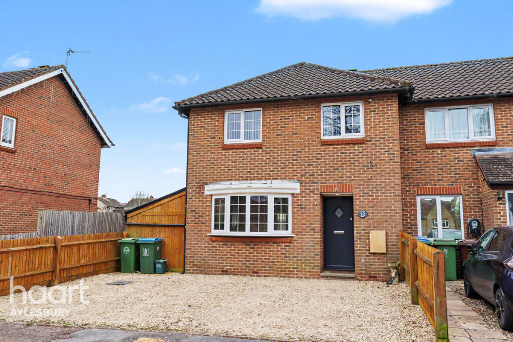 Main image of property: Kerry Close, Aylesbury
