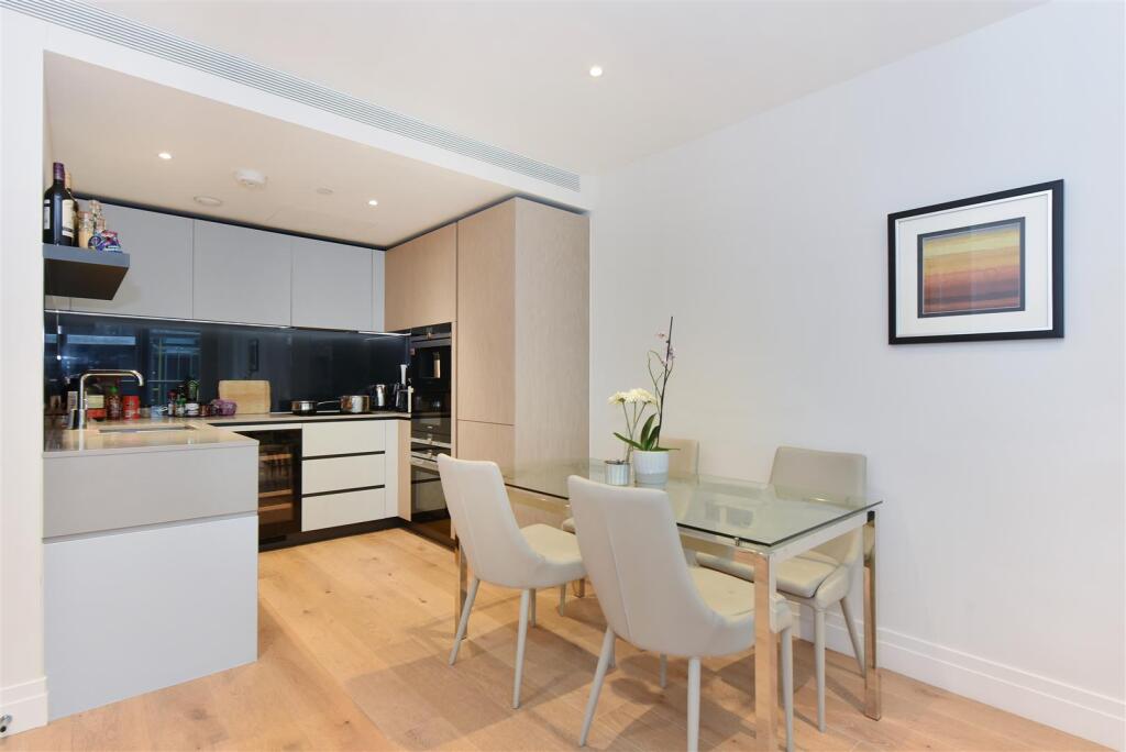 4 Riverlight Quay, Nine Elms, Riverside SW11 photo 4