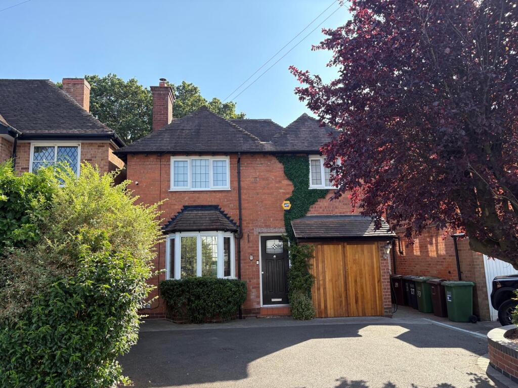 Main image of property: Witherford Croft, Solihull, B91 1TU