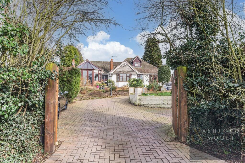 Main image of property: Carrington Lane, Calverton, Nottingham