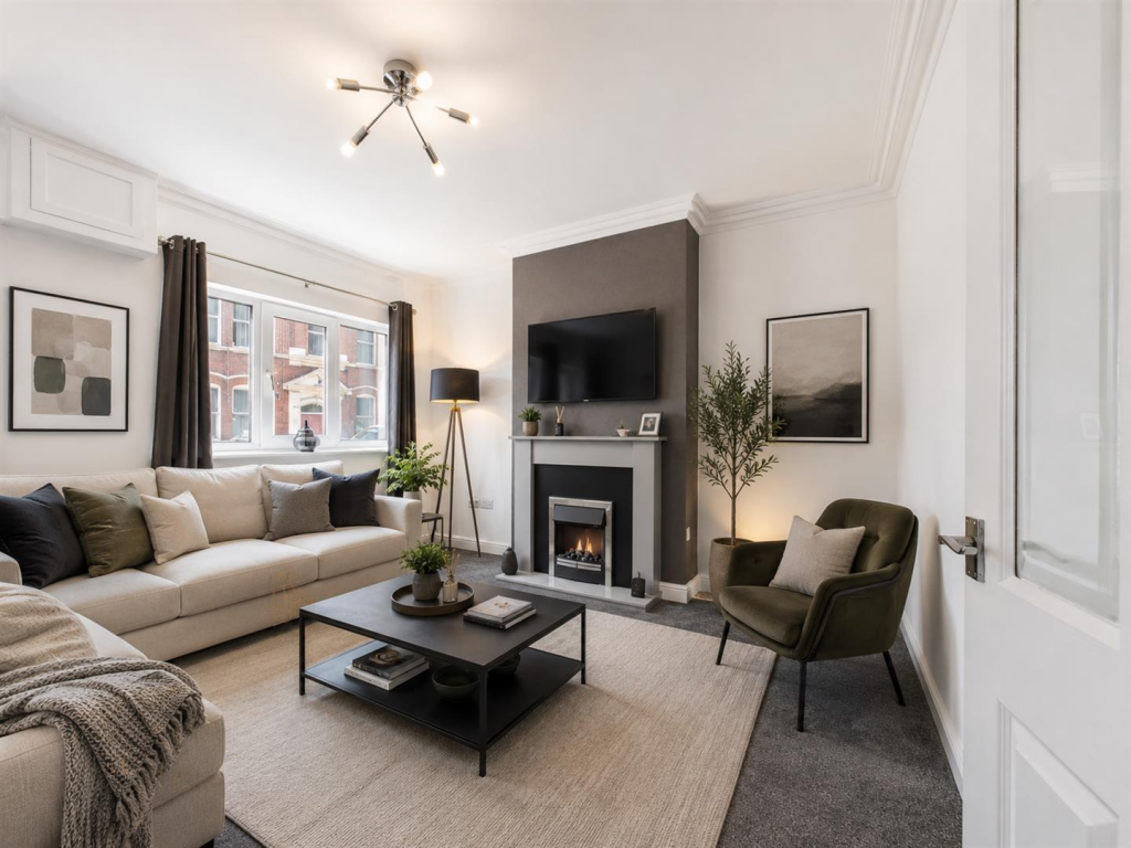 Main image of property: Wakefield Road, Featherstone, Pontefract