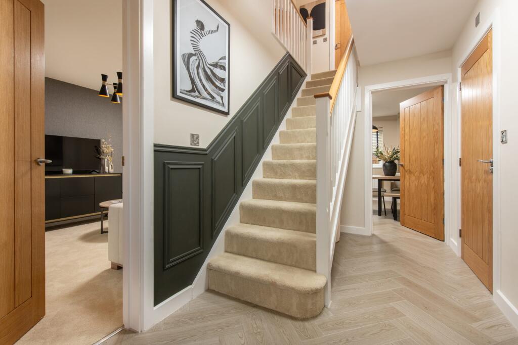 House in South Kesteven, Market Deeping - More