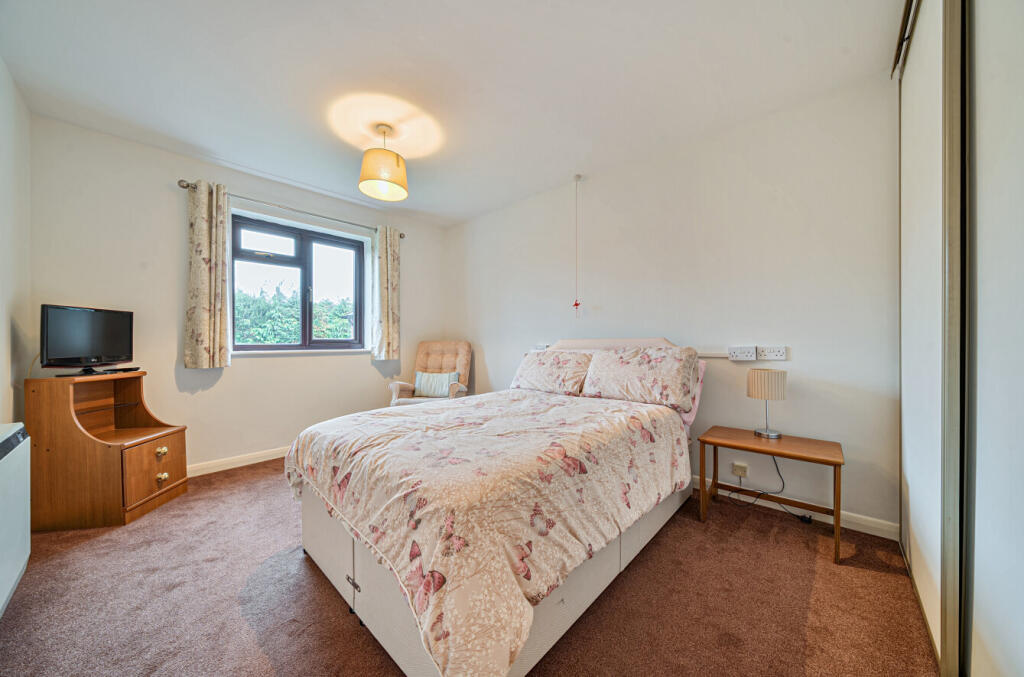Apartment in London - View 5