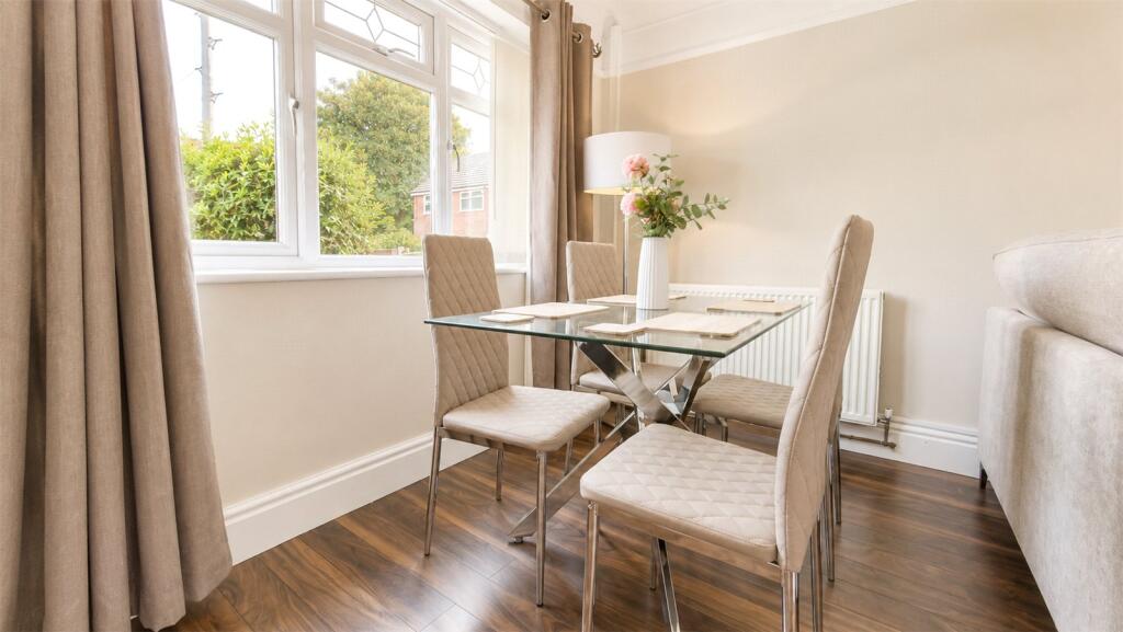 Louis Braille Close, Bootle, Merseyside, L30 photo 4