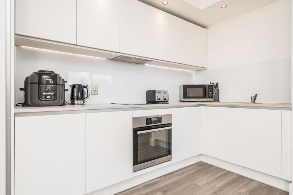 Apartment in London - View 4