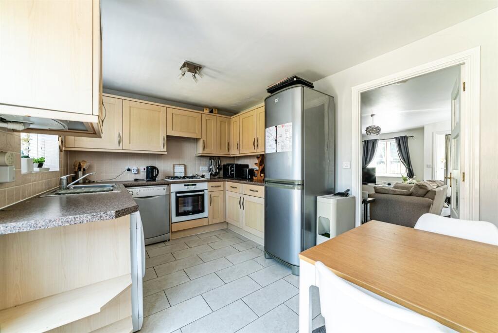 House in Basingstoke and Deane, Basingstoke - View 6