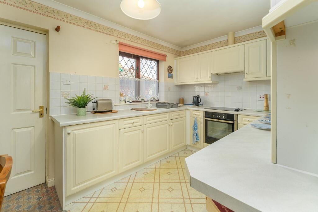 House in Newcastle upon Tyne, Longframlington - More