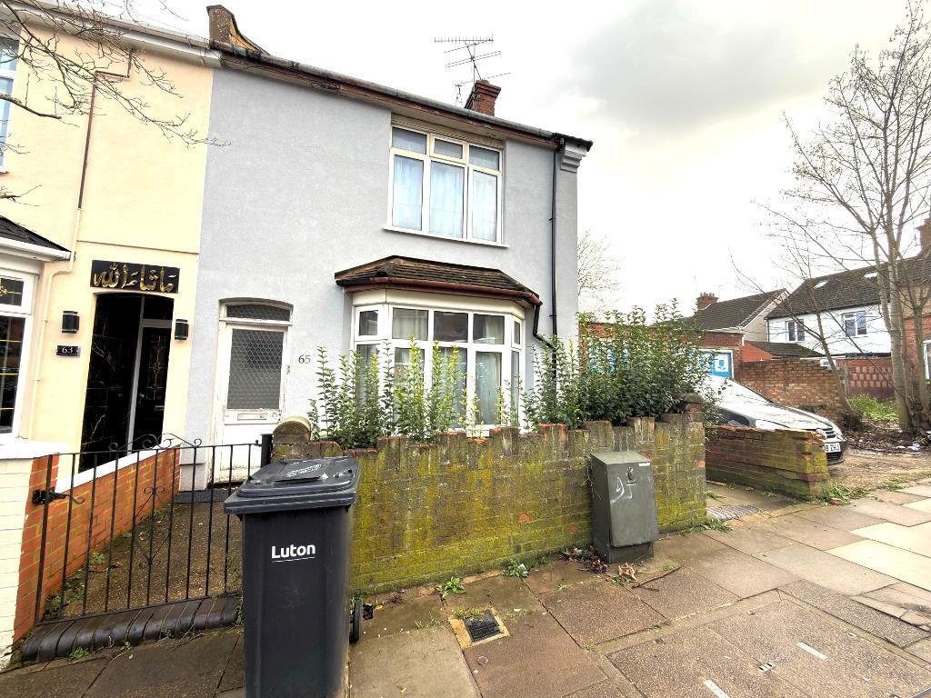 Main image of property: Ferndale Road, Dallow, Luton, Bedfordshire, LU1 1PF