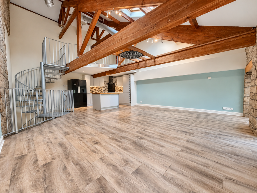 Apartment in Bradford - View 5