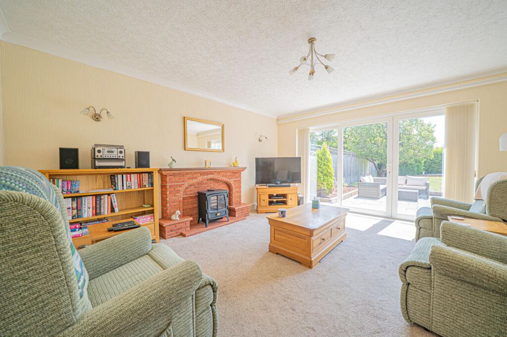 Ebrington Avenue, Solihull, B92 photo 2