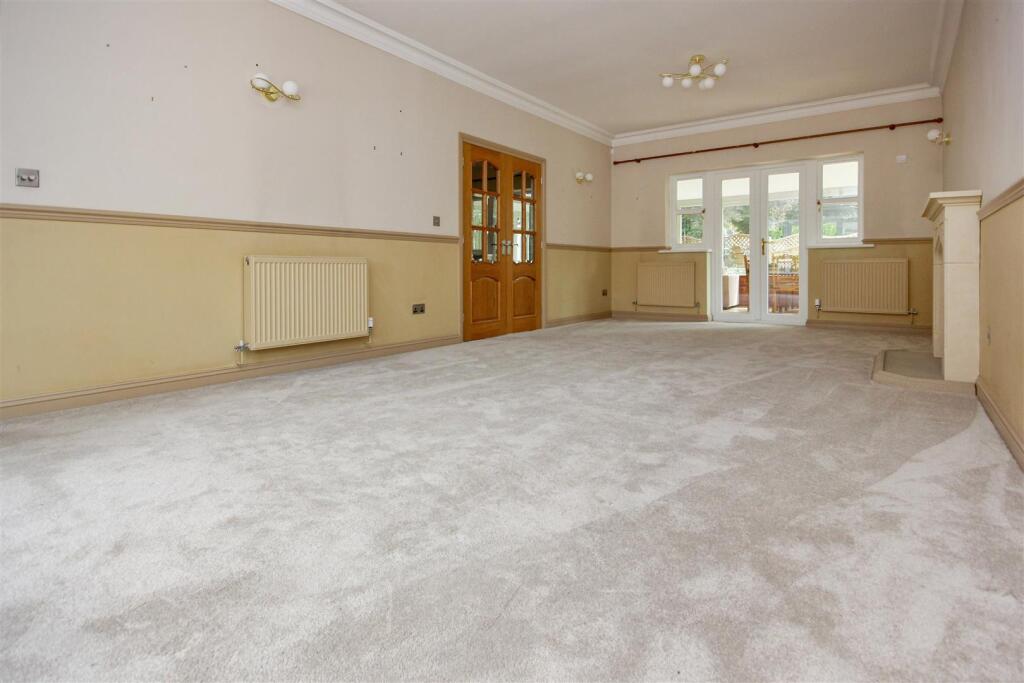 NN10, The Moorlands, Hayway, Rushden - View 4