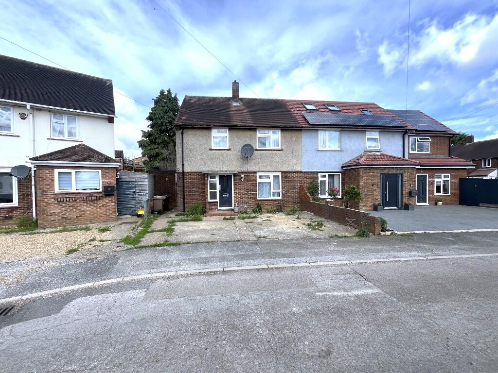 Main image of property: Northdrift Way, Luton, Bedfordshire, LU1