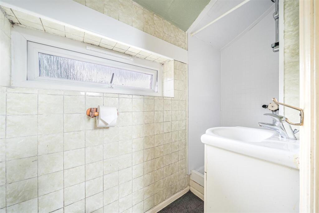 House in Shrewsbury, Shropshire - More