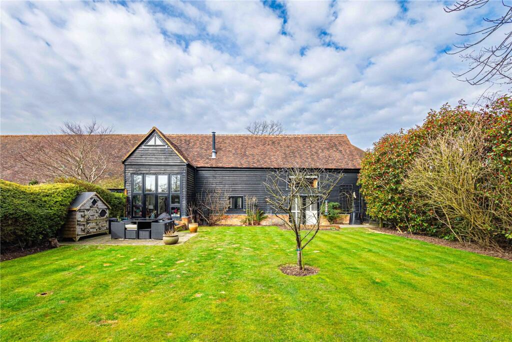 Main image of property: Flaunden Lane, Bovingdon, Hemel Hempstead, Hertfordshire, HP3